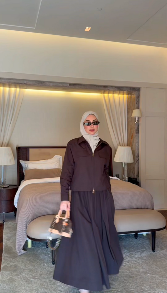 Ensemble Élégance Riviera – Veste Zippée & Jupe Longue