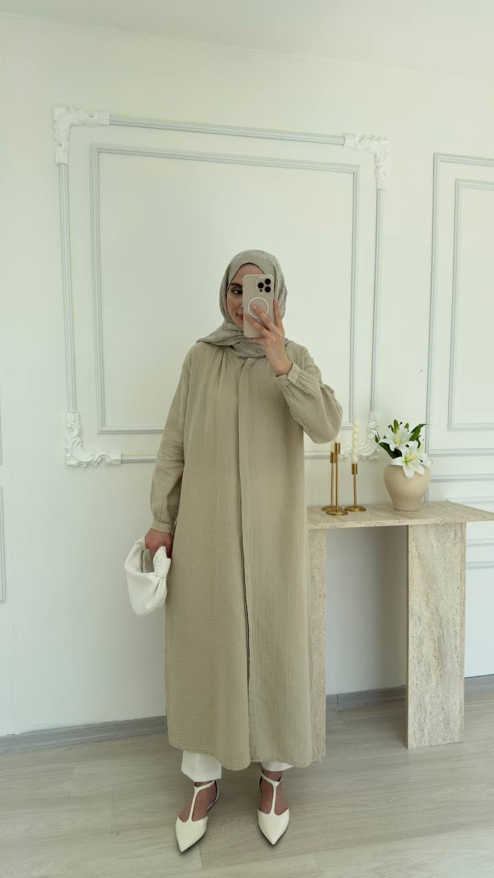 Chemise Longue Ceinturée en Coton Respirant – Élégance Naturelle